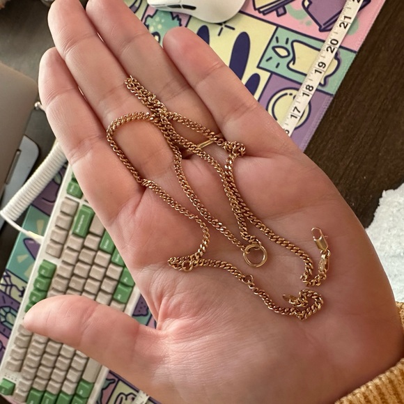 Vintage 9k ct yellow gold curb carabiner and catbird charm holder chain necklace - Picture 10 of 11